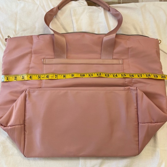 Pink soft padded nylon overnight laptop tote w/ double handle & adjustable strap - Picture 11 of 14